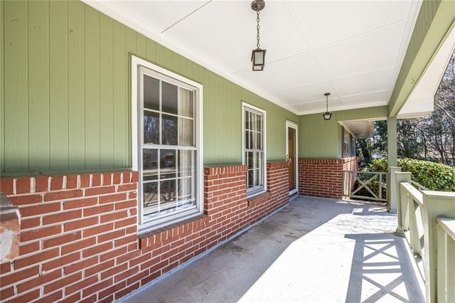 184 Kenvilla Drive, Tucker, GA 30084