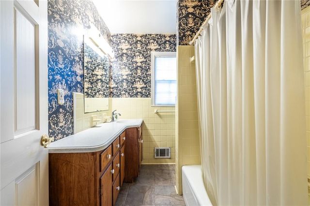 184 Kenvilla Drive, Tucker, GA 30084