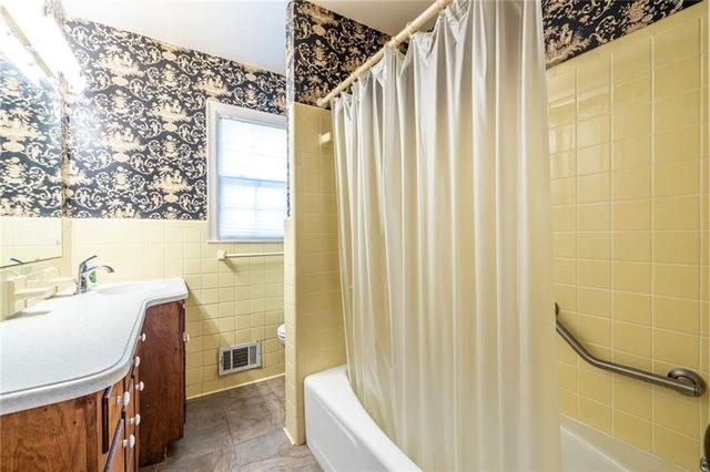 184 Kenvilla Drive, Tucker, GA 30084