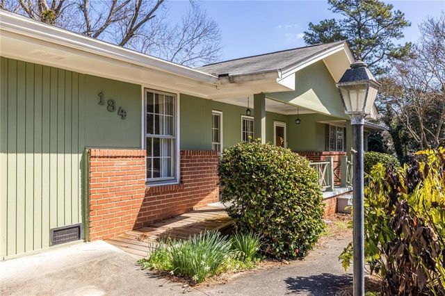 184 Kenvilla Drive, Tucker, GA 30084