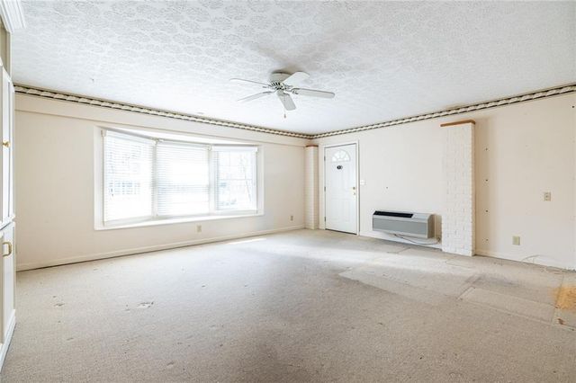 184 Kenvilla Drive, Tucker, GA 30084