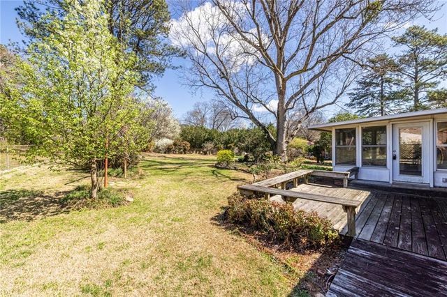 184 Kenvilla Drive, Tucker, GA 30084