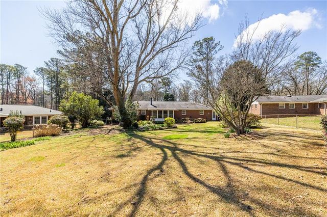 184 Kenvilla Drive, Tucker, GA 30084