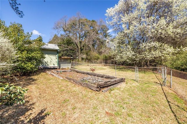 184 Kenvilla Drive, Tucker, GA 30084