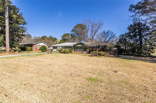 184 Kenvilla Drive, Tucker, GA 30084