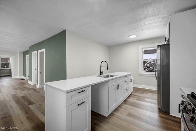 1939 W 54th Street, Cleveland, OH 44102