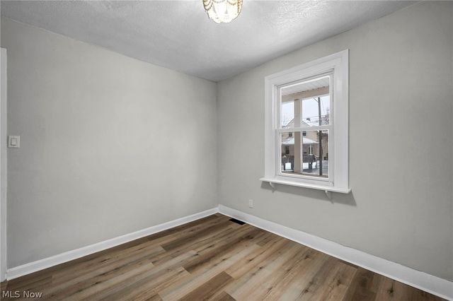 1939 W 54th Street, Cleveland, OH 44102