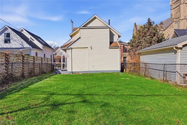 1939 W 54th Street, Cleveland, OH 44102