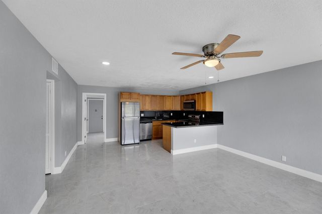 800-802 SW 6th Court, Pompano Beach, FL 33060