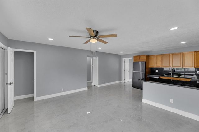 800-802 SW 6th Court, Pompano Beach, FL 33060