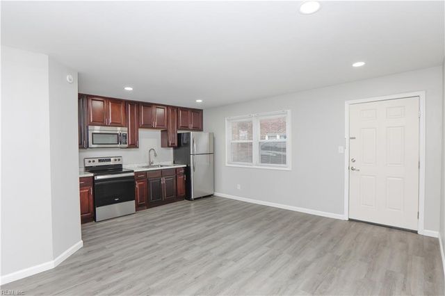 2707 Azalea Garden RD A2, Norfolk, VA 23513