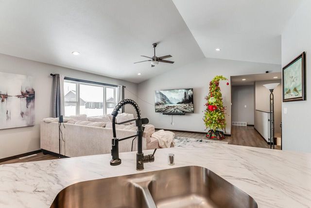 2007 Spakenburg ROAD, Holmen, WI 54636