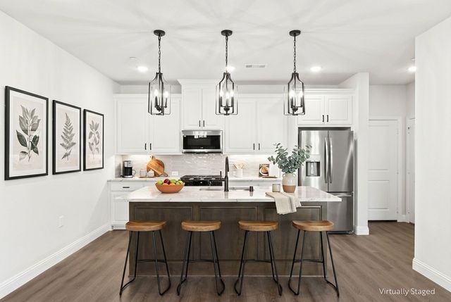 1204 Armstrong, The Colony, TX 75056