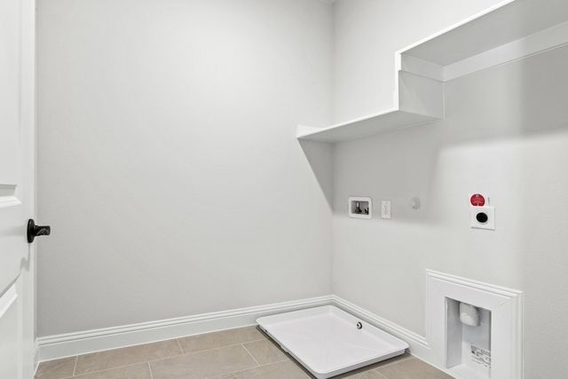 1204 Armstrong, The Colony, TX 75056