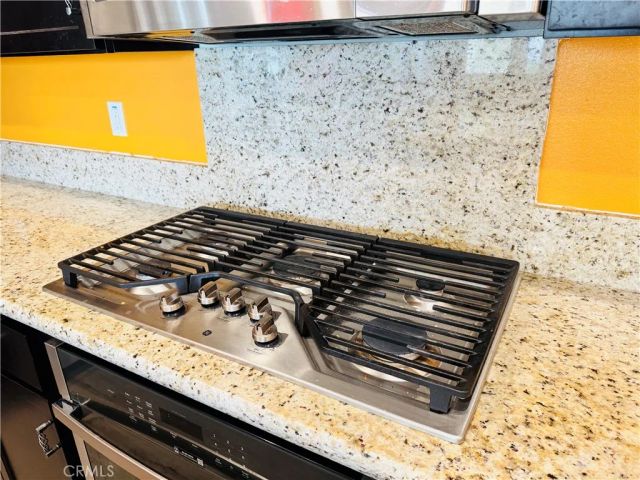 36398 Calle Lisbon, Winchester, CA 92596