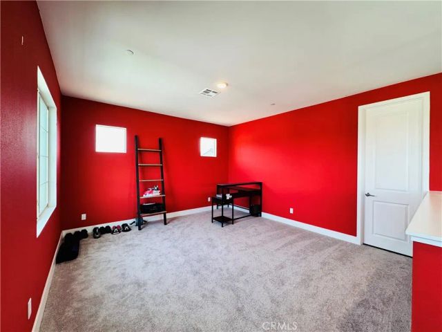 36398 Calle Lisbon, Winchester, CA 92596