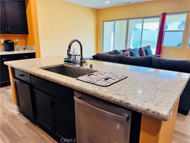 36398 Calle Lisbon, Winchester, CA 92596