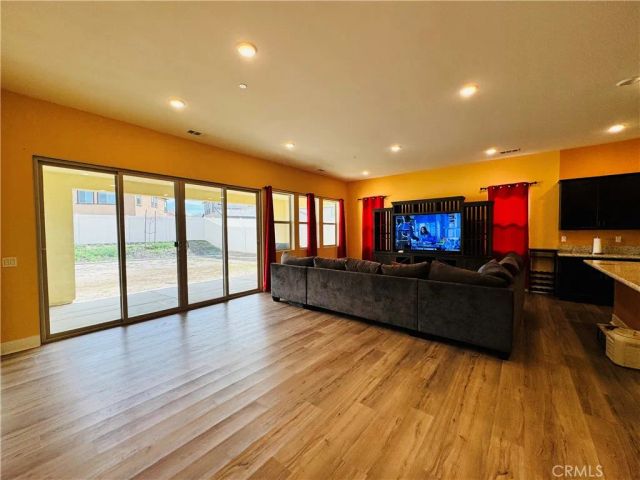 36398 Calle Lisbon, Winchester, CA 92596