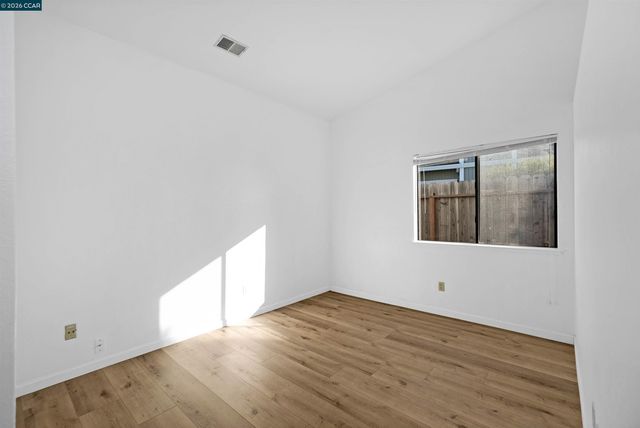 237 Starboard Dr, Vallejo, CA 94590