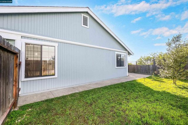 237 Starboard Dr, Vallejo, CA 94590