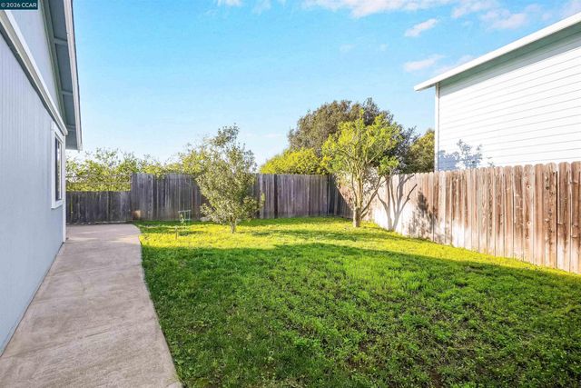 237 Starboard Dr, Vallejo, CA 94590