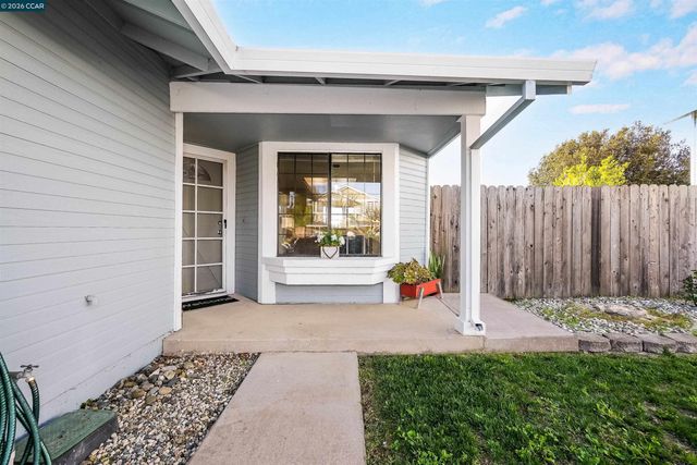 237 Starboard Dr, Vallejo, CA 94590