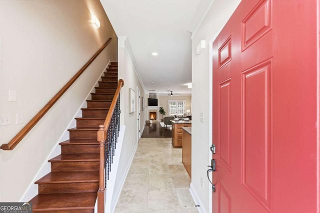 2826 Fox Wood Lane, Gainesville, GA 30504
