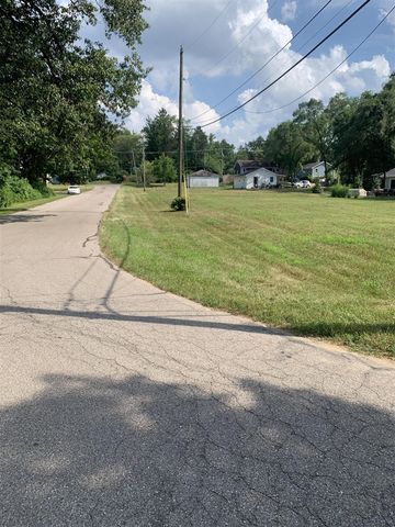 446 E Buffalo Street, New Buffalo, MI 49117