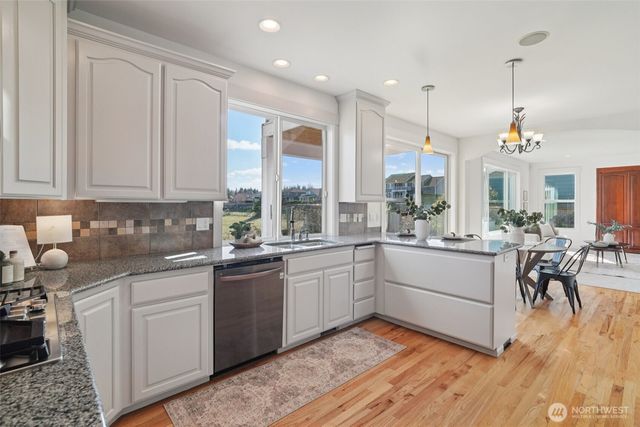 13514 168th Street Ct E, Puyallup, WA 98374