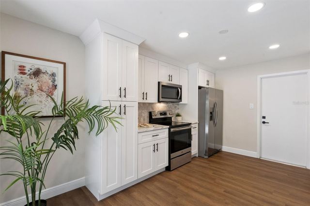 9109 NEW ORLEANS DRIVE, Orlando, FL 32818