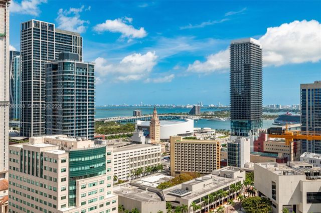 225 N Miami Avenue 2801, Miami, FL 33128