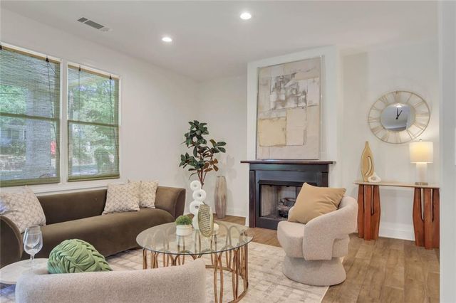 5429 E Mountain Street, Stone Mountain, GA 30083