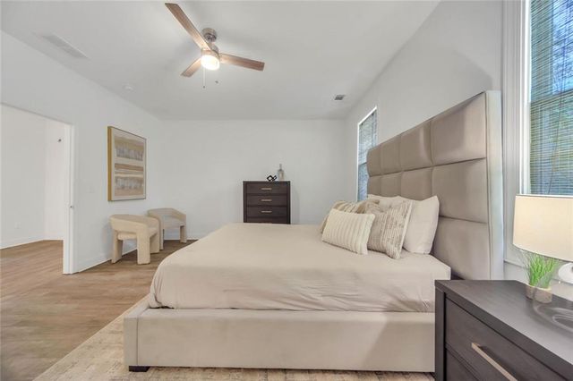 5429 E Mountain Street, Stone Mountain, GA 30083