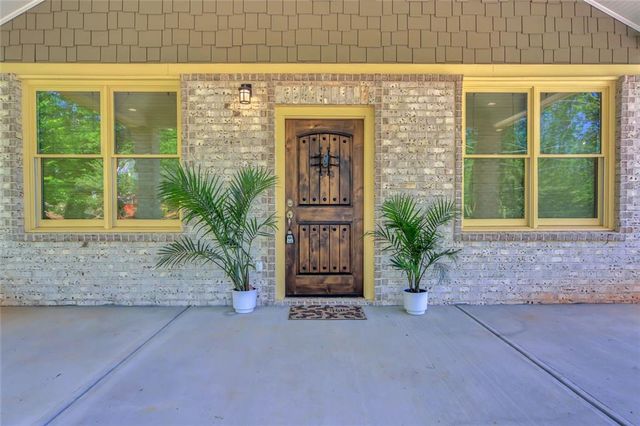 5429 E Mountain Street, Stone Mountain, GA 30083