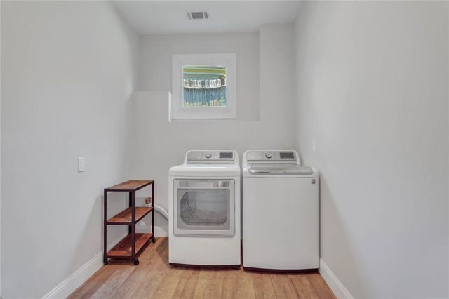 5429 E Mountain Street, Stone Mountain, GA 30083