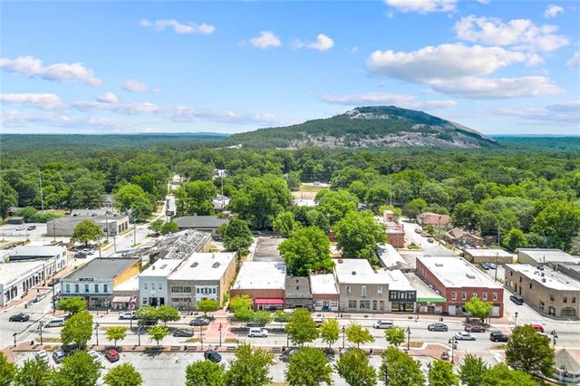 5429 E Mountain Street, Stone Mountain, GA 30083