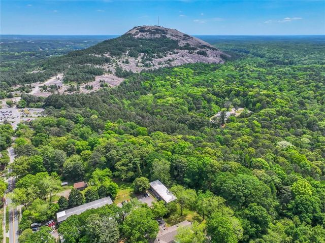 5429 E Mountain Street, Stone Mountain, GA 30083