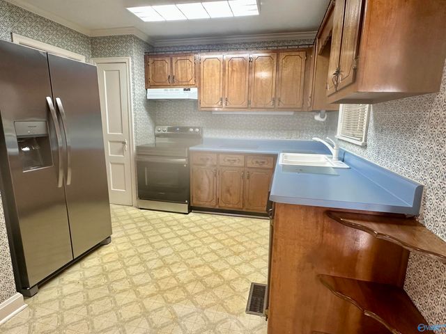 202 Kent Road SW, Huntsville, AL 35801