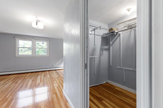 206 Fairview Ave, Brockton, MA 02301
