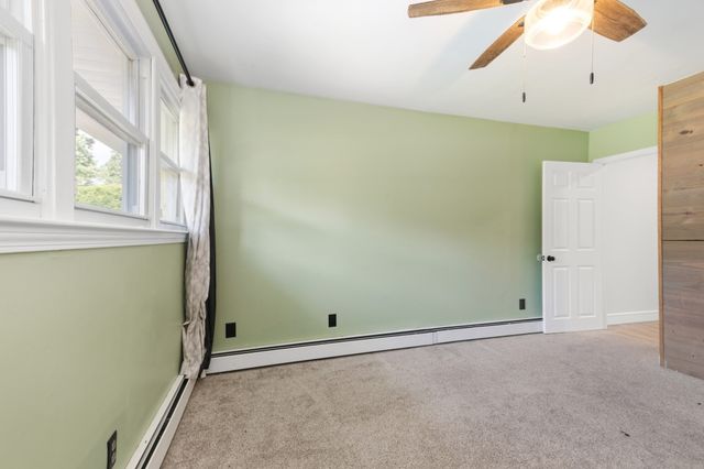 206 Fairview Ave, Brockton, MA 02301