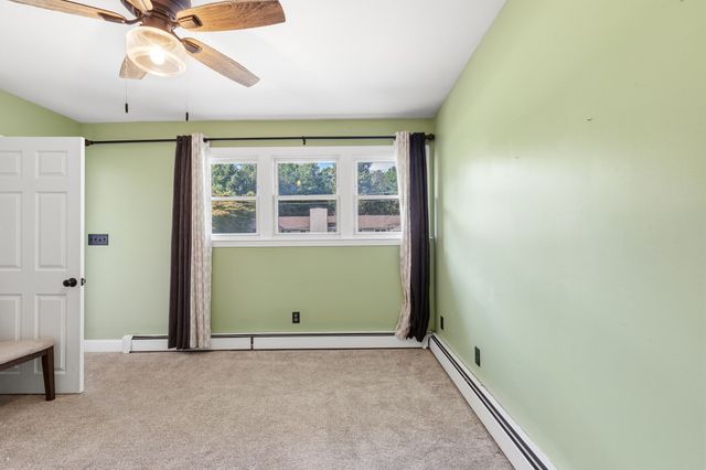 206 Fairview Ave, Brockton, MA 02301