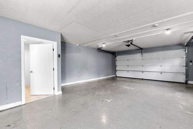 206 Fairview Ave, Brockton, MA 02301