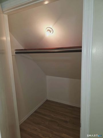 271 Gaylord Drive, Waterbury, CT 06708