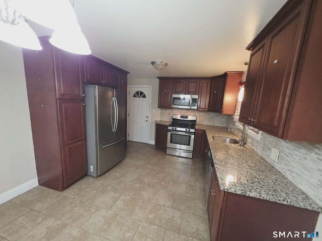 271 Gaylord Drive, Waterbury, CT 06708