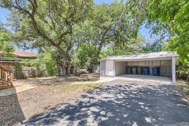 743 Avant Ave, San Antonio, TX 78210