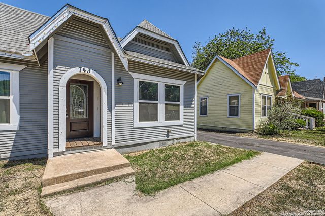 743 Avant Ave, San Antonio, TX 78210