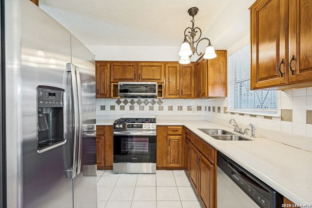 203 Eastover, San Antonio, TX 78220
