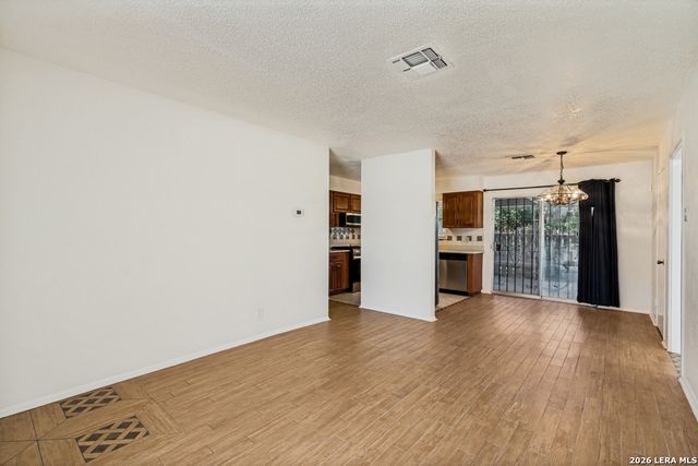 203 Eastover, San Antonio, TX 78220