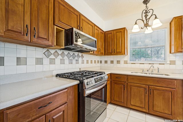 203 Eastover, San Antonio, TX 78220