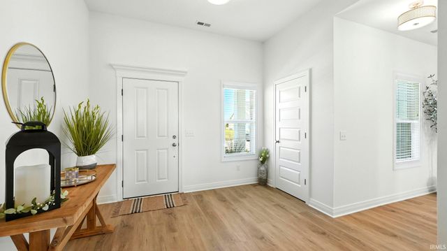 1518 Lavante Cove, Fort Wayne, IN 46818